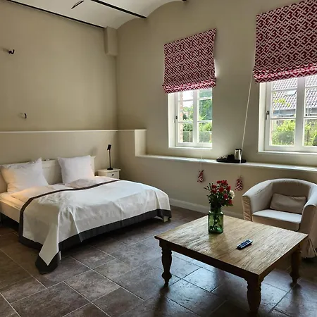 Storchenhof * Blumenow