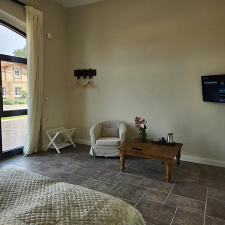 Storchenhof Apartamento *