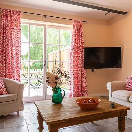 Storchenhof Apartment Blumenow