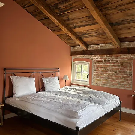 Storchenhof Apartamento *