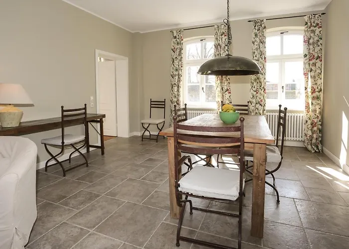 Storchenhof Apartamento Blumenow