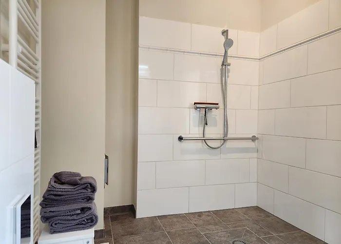 Storchenhof * Blumenow