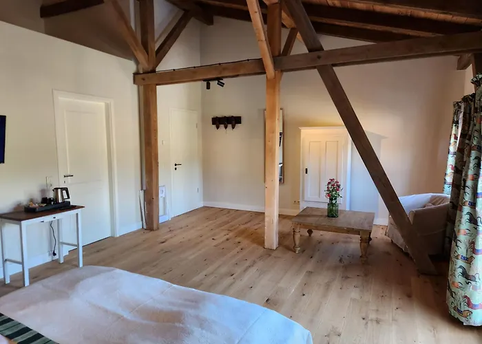 Storchenhof * Blumenow